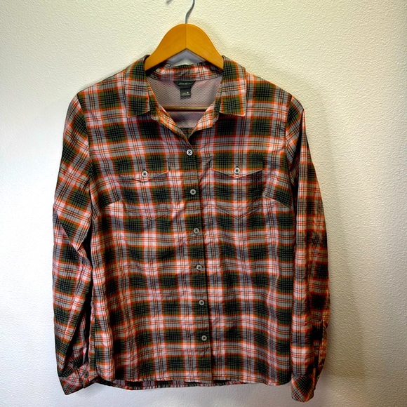 Eddie Bauer performance button up Coral/Green Size M - Picture 1 of 3